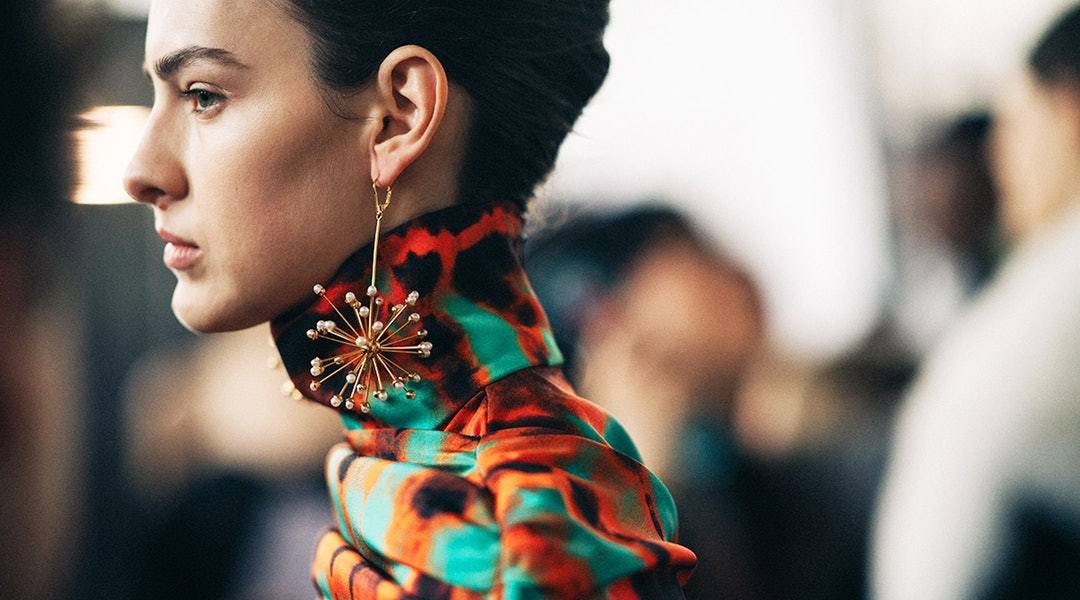 Τι σκουλαρίκια να βάλω;