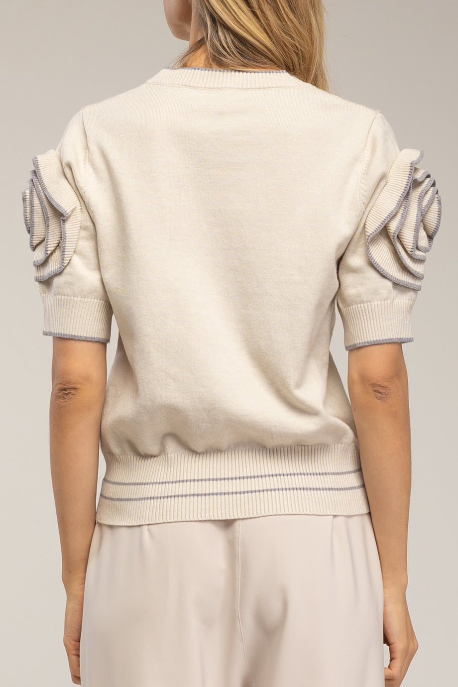 Florisse Μπλούζα με Κοντά Μανίκια και Λουλούδια | Τοπ, Μπλούζες Knits Knitwear| Florisse Top with Floral Sleeve Details