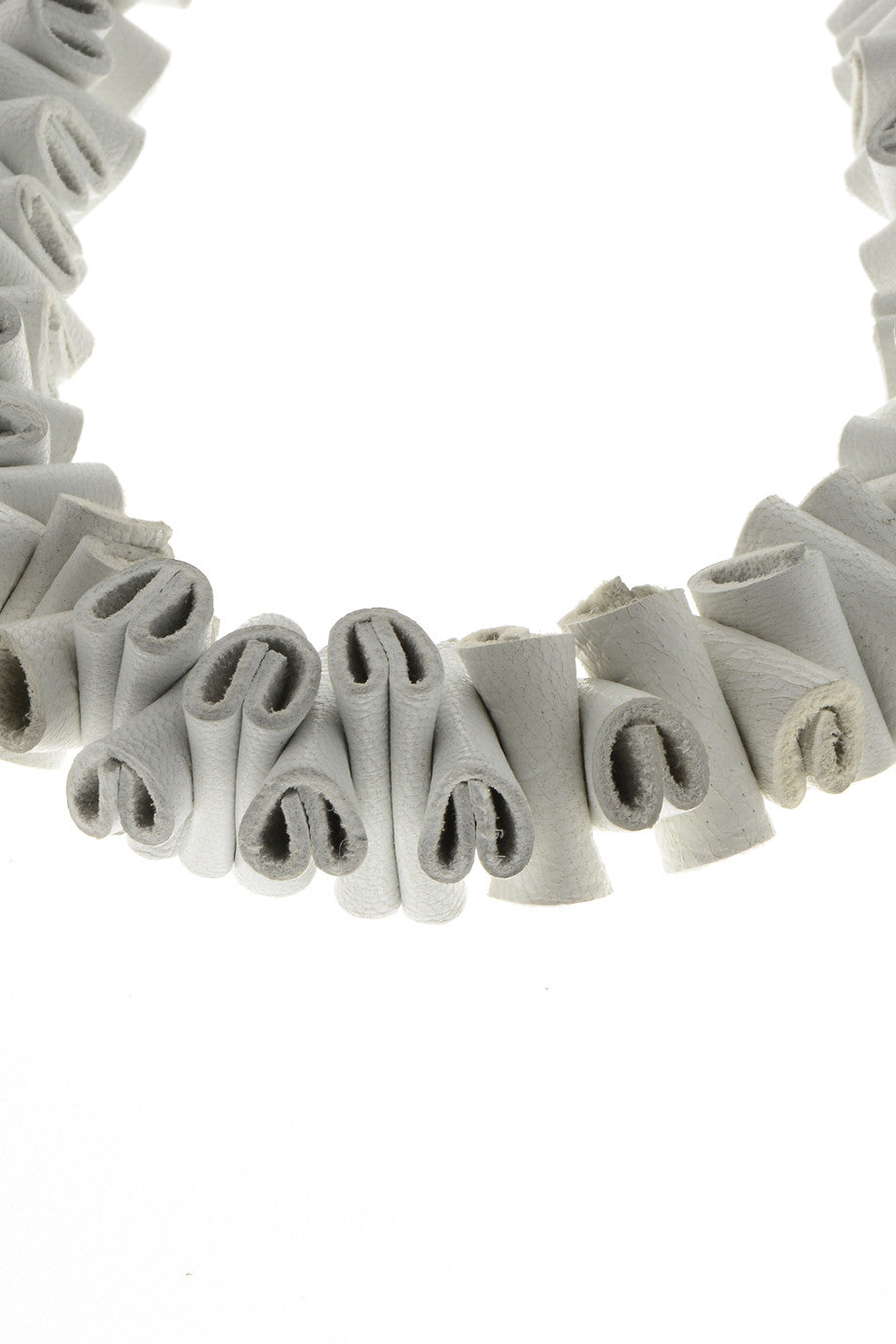 Δερμάτινο Κολιέ Τσόκερ με Αλυσίδες - Eleanna Katsira | Κοσμήματα