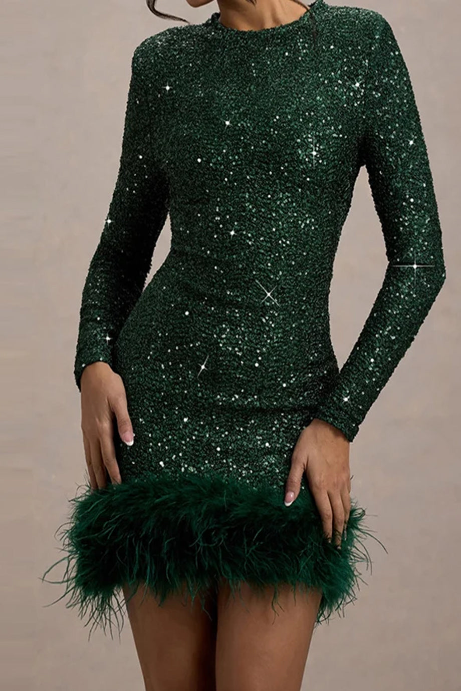 Evelaine με Παγιέτες και Φτερά